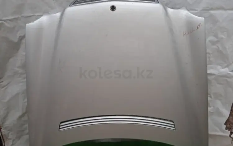 Капот оригинал Mercedes benz за 60 000 тг. в Астана