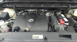 Toyota Highlander 2022 года за 27 000 000 тг. в Актау – фото 2