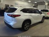 Toyota Highlander 2022 года за 26 800 000 тг. в Актау – фото 3