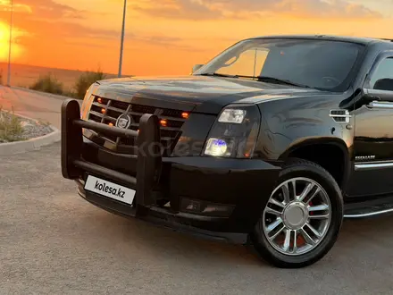 Cadillac Escalade 2007 года за 12 000 000 тг. в Алматы – фото 14