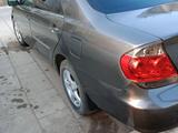 Toyota Camry 2003 года за 5 350 000 тг. в Атырау – фото 3