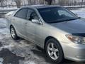 Toyota Camry 2002 годаүшін4 400 000 тг. в Алматы – фото 5