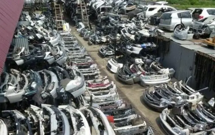 Фары бампера зеркала капоты крылья ноускаты Тойота Мазда Ниссан Лексус за 10 000 тг. в Астана