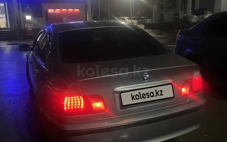 BMW 320 2003 года за 4 200 000 тг. в Караганда