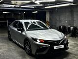 Toyota Camry 2020 годаfor13 000 000 тг. в Астана – фото 3