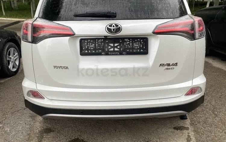 Toyota RAV4 2018 годаүшін11 000 000 тг. в Атырау
