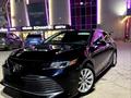 Toyota Camry 2020 года за 10 999 999 тг. в Актобе – фото 4