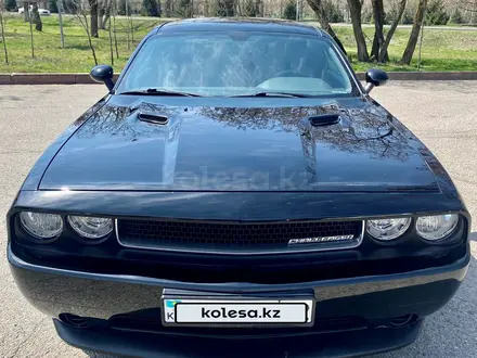 Dodge Challenger 2014 года за 9 990 000 тг. в Алматы – фото 3