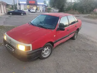 Volkswagen Passat, 1989