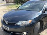 Toyota Camry 2014 года за 6 300 000 тг. в Атырау – фото 2