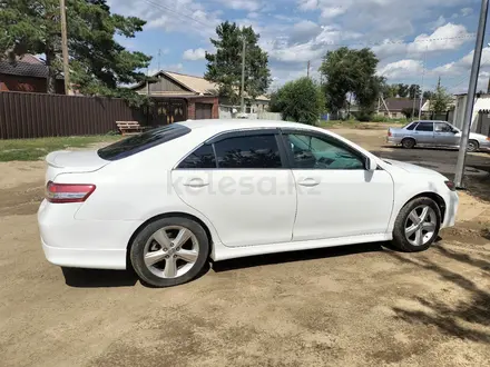 Toyota Camry 2010 года за 6 000 000 тг. в Актобе – фото 6