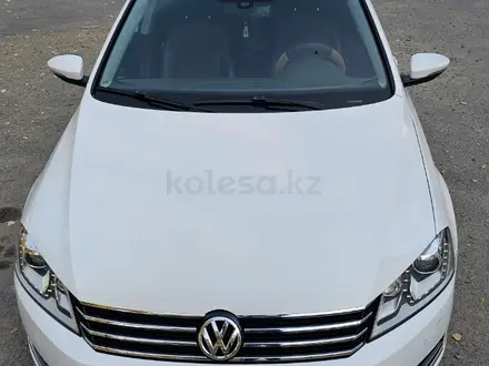 Volkswagen Passat 2013 года за 5 800 000 тг. в Алматы – фото 21