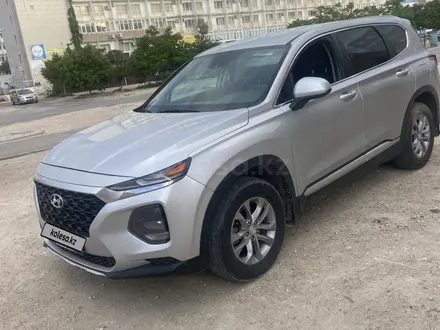 Hyundai Santa Fe 2019 года за 13 500 000 тг. в Актау – фото 2