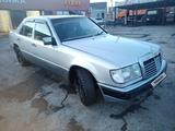 Mercedes-Benz E 230 1991 года за 1 250 000 тг. в Жезказган