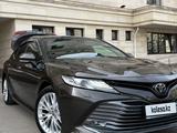 Toyota Camry 2020 года за 15 000 000 тг. в Алматы – фото 5