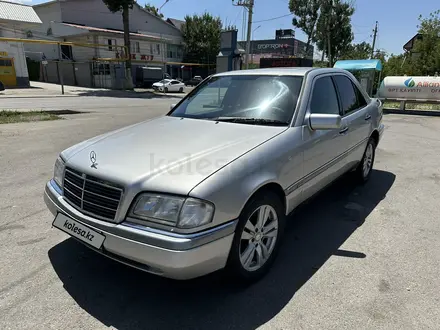 Mercedes-Benz C 220 1996 года за 2 100 000 тг. в Алматы