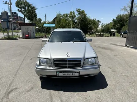 Mercedes-Benz C 220 1996 года за 2 100 000 тг. в Алматы – фото 3