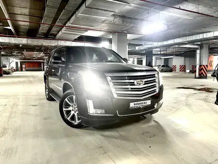 Cadillac Escalade 2019 года за 37 000 000 тг. в Алматы – фото 6
