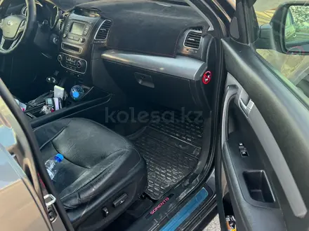 Kia Sorento 2014 года за 10 500 000 тг. в Актау – фото 30