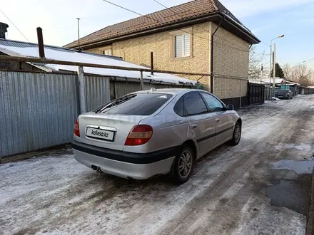 Toyota Avensis 2002 года за 2 400 000 тг. в Алматы – фото 4