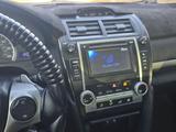 Toyota Camry 2013 года за 5 500 000 тг. в Актобе