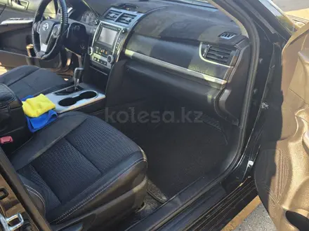 Toyota Camry 2013 года за 5 500 000 тг. в Актобе – фото 5
