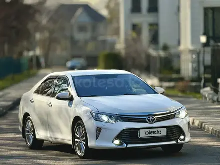 Toyota Camry 2015 года за 12 000 000 тг. в Алматы