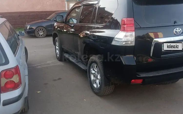 Toyota Land Cruiser Prado 2013 года за 16 300 000 тг. в Петропавловск