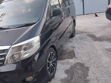 Toyota Alphard 2005 года за 6 300 000 тг. в Алматы – фото 2