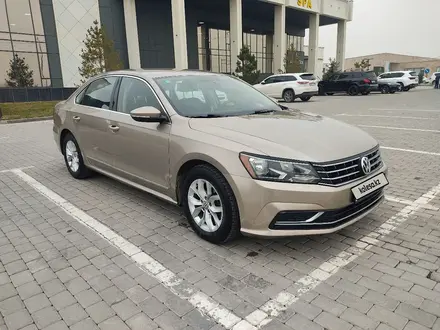 Volkswagen Passat 2016 года за 8 000 000 тг. в Шымкент – фото 13