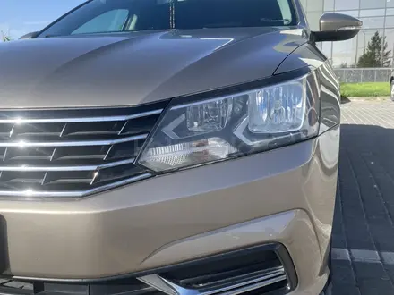 Volkswagen Passat 2016 года за 7 000 000 тг. в Шымкент – фото 17