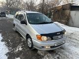 Toyota Ipsum 1997 года за 3 200 000 тг. в Алматы