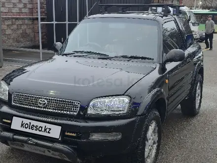 Toyota RAV4 1996 года за 2 500 000 тг. в Алматы – фото 2