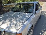 Mercedes-Benz E 260 1990 годаfor1 111 111 тг. в Талдыкорган