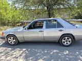 Mercedes-Benz E 260 1990 годаfor1 111 111 тг. в Талдыкорган – фото 3