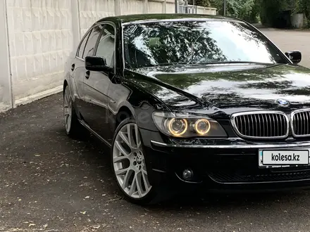 BMW 735 2002 года за 6 500 000 тг. в Алматы