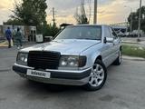 Mercedes-Benz E 300 1990 года за 1 000 000 тг. в Алматы