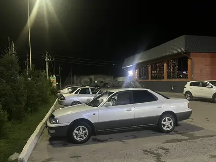 Toyota Vista 1996 года за 1 800 000 тг. в Усть-Каменогорск – фото 2