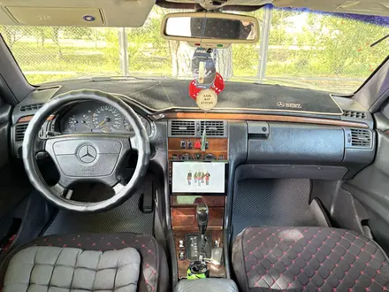 Mercedes-Benz E 230 1996 года за 2 000 000 тг. в Тараз – фото 7
