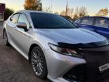 Toyota Camry 2018 года за 14 000 000 тг. в Астана