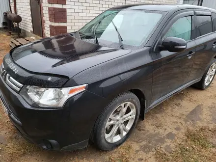 Mitsubishi Outlander 2014 года за 5 400 000 тг. в Актобе – фото 2