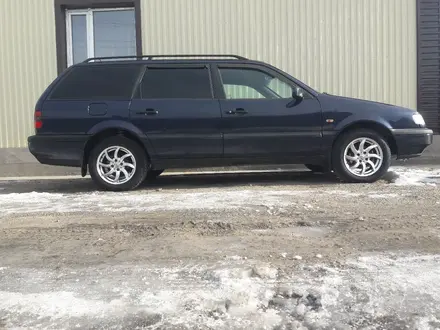 Volkswagen Passat 1996 года за 2 600 000 тг. в Семей – фото 12