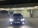 Mercedes-Benz E 320 1997 года за 3 350 000 тг. в Алматы – фото 3