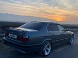 BMW 525 1991 года за 1 700 000 тг. в Тараз – фото 2