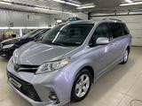 Toyota Sienna 2018 года за 15 000 000 тг. в Алматы – фото 2