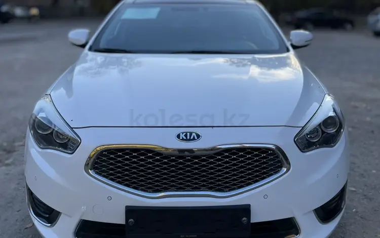 Kia K7 2015 годаfor7 500 000 тг. в Тараз