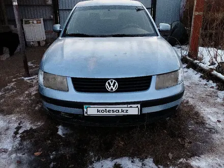 Volkswagen Passat 1998 года за 1 150 000 тг. в Актобе – фото 2