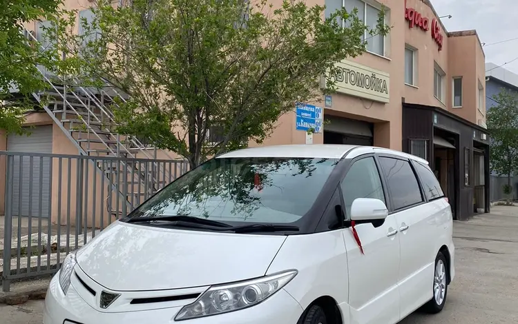 Toyota Estima 2011 года за 5 700 000 тг. в Атырау