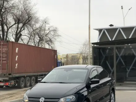 Volkswagen Polo 2015 года за 5 700 000 тг. в Алматы