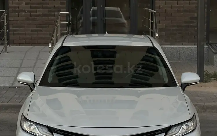 Toyota Camry 2020 года за 16 700 000 тг. в Шымкент